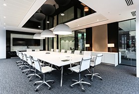 Thiết kế nội thất phòng họp văn phòng Arrowgrass